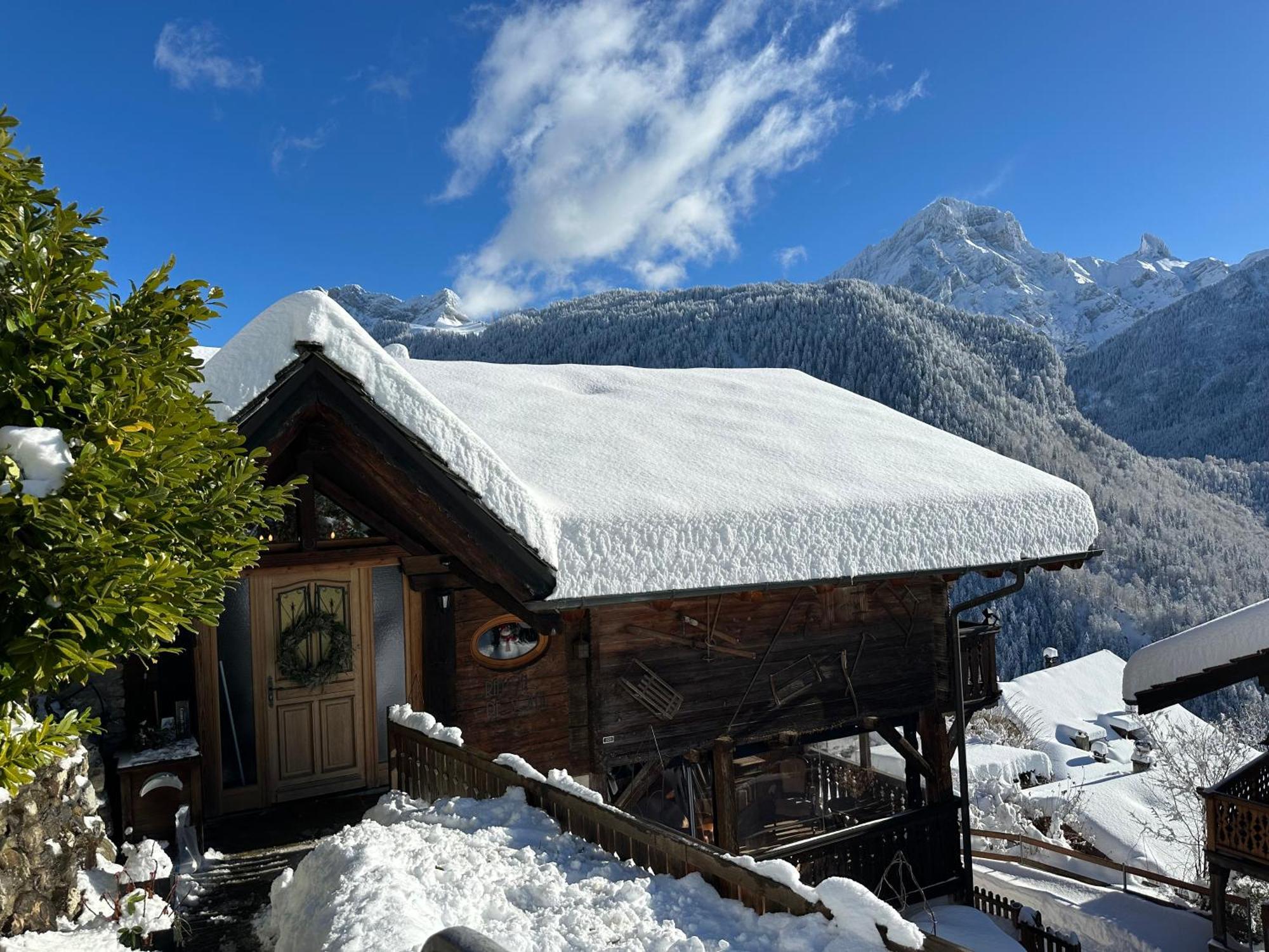 Chalet Rayon De Soleil Gryon Villars Luaran gambar